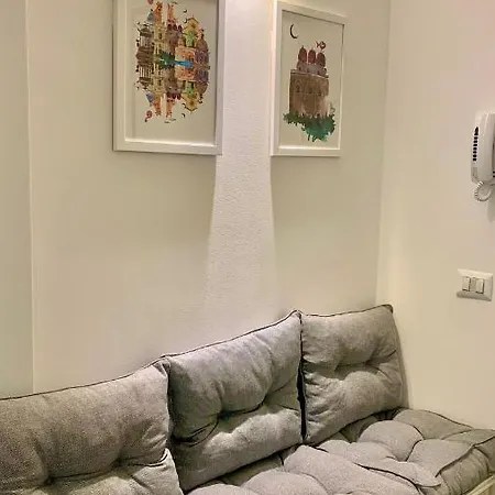Ps Is Just Above The Subway M3 - 9mins To Duomo Apartment *